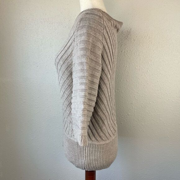 A.N.A. Sweater Top Size M - Picture 3 of 7